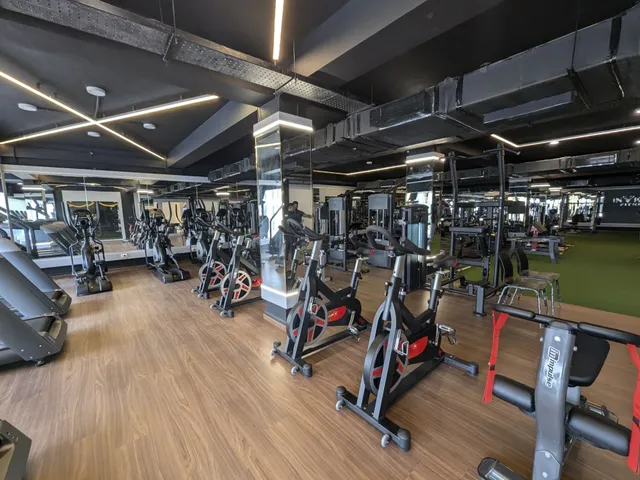 Strength training floor
